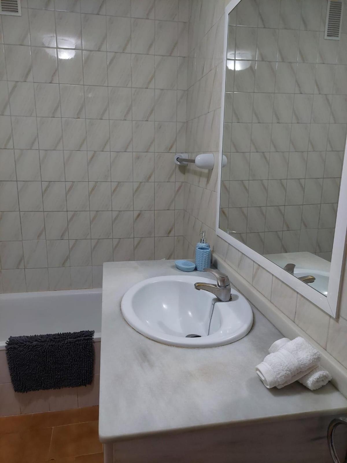 Apartamento Ronda 4 Boliches Primera Linea De Playa Fuengirola Buitenkant foto