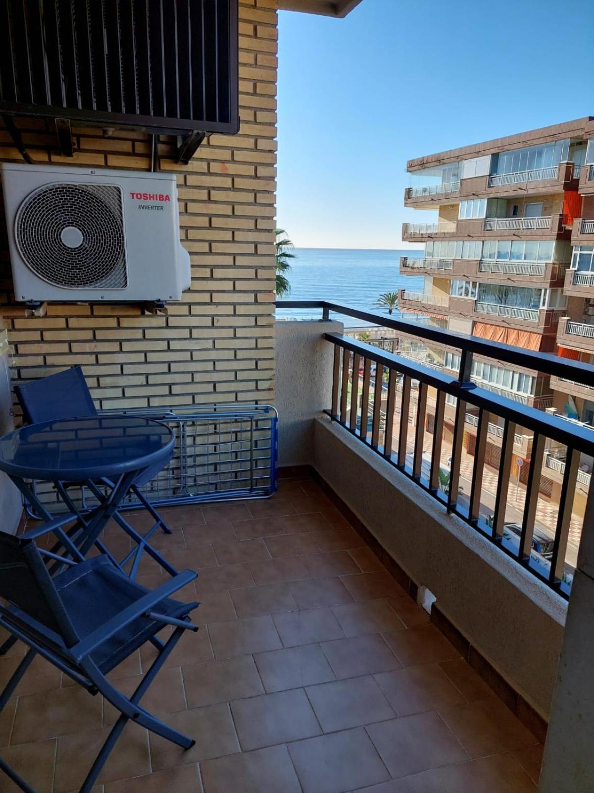 Apartamento Ronda 4 Boliches Primera Linea De Playa Fuengirola Buitenkant foto